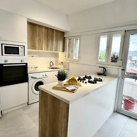 The Perfect - Ledra&zahra&dereboyu - Daire